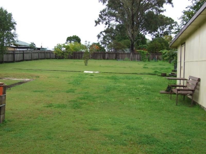 18 Golf Avenue, Taree NSW 2430