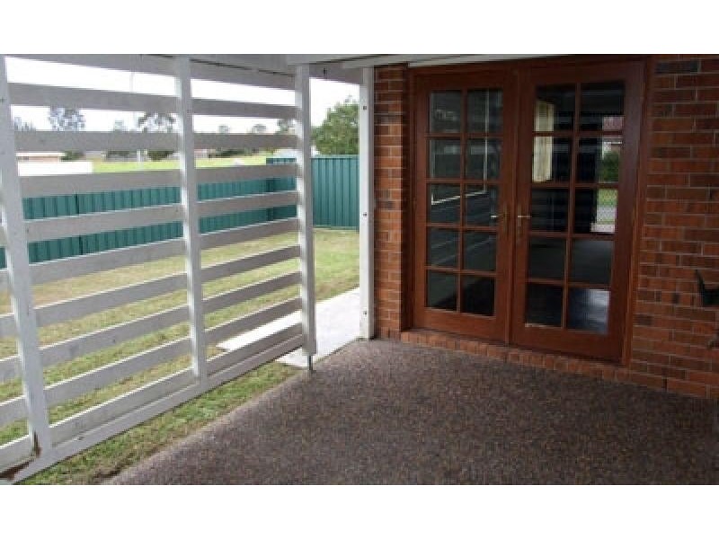 1 Forest Grove, Taree NSW 2430