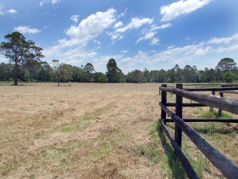 8 Oak Road, Kundle Kundle NSW 2430