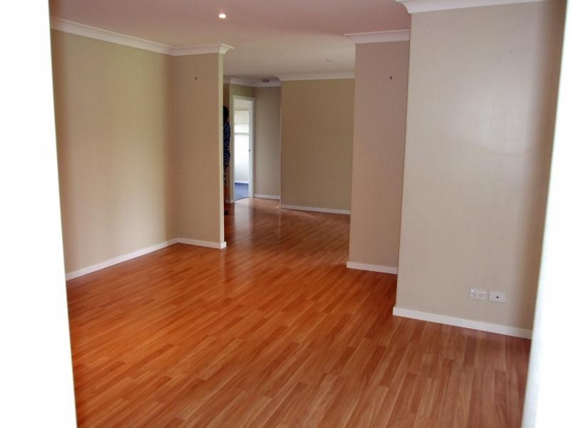 8 Gregory Close, Taree NSW 2430