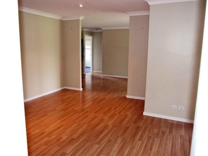 8 Gregory Close, Taree NSW 2430