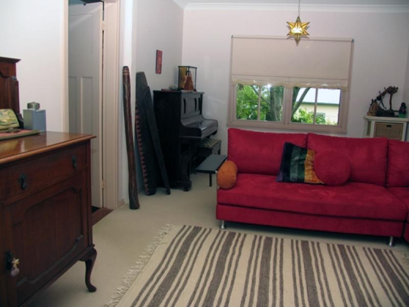 16 Manchester Street, Tinonee NSW 2430