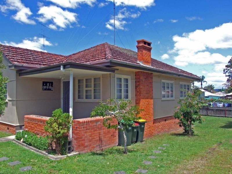 18 Smith Street, Taree NSW 2430