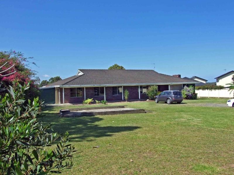 95 Old Bar Road, Old Bar NSW 2430