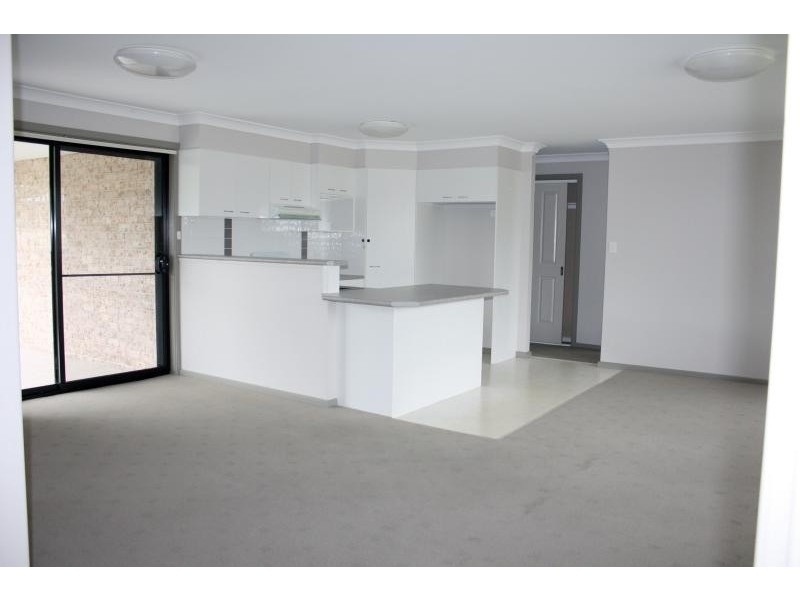 6A Latham Avenue, Taree NSW 2430