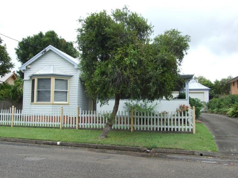 77 River Street, Taree NSW 2430