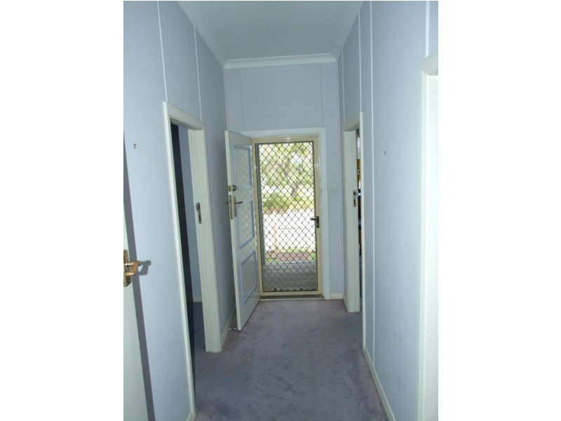 77 River Street, Taree NSW 2430