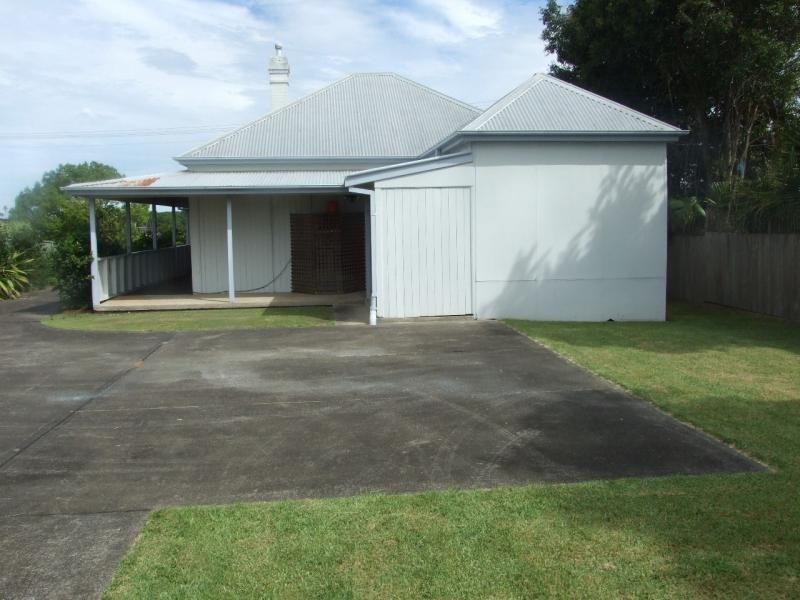 77 River Street, Taree NSW 2430