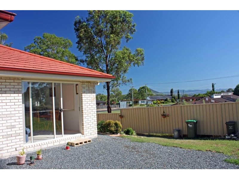 4 George Flemming Dr, Wingham NSW 2429