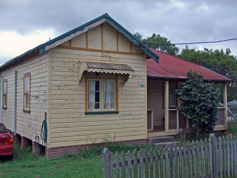 35 Flett Street, Taree NSW 2430