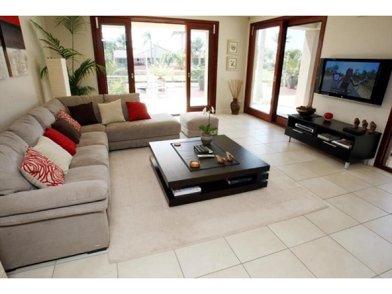 48 CHAROLAIS CRESCENT, Benowa QLD 4217