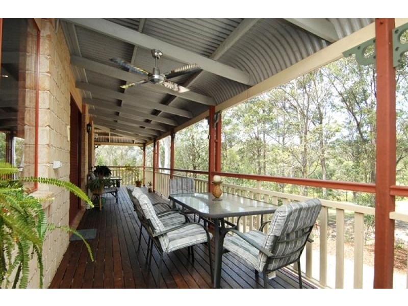 27 NATURE VALLEY COURT, Tallai QLD 4213