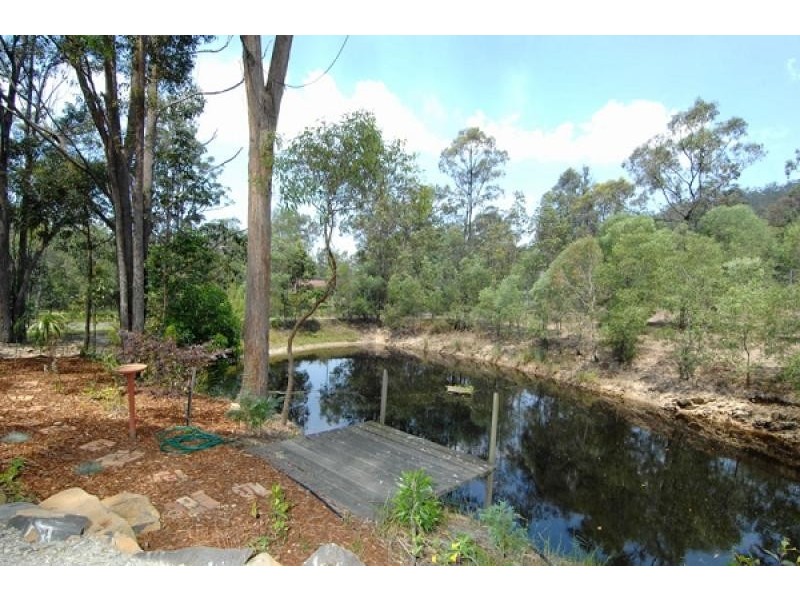 27 NATURE VALLEY COURT, Tallai QLD 4213