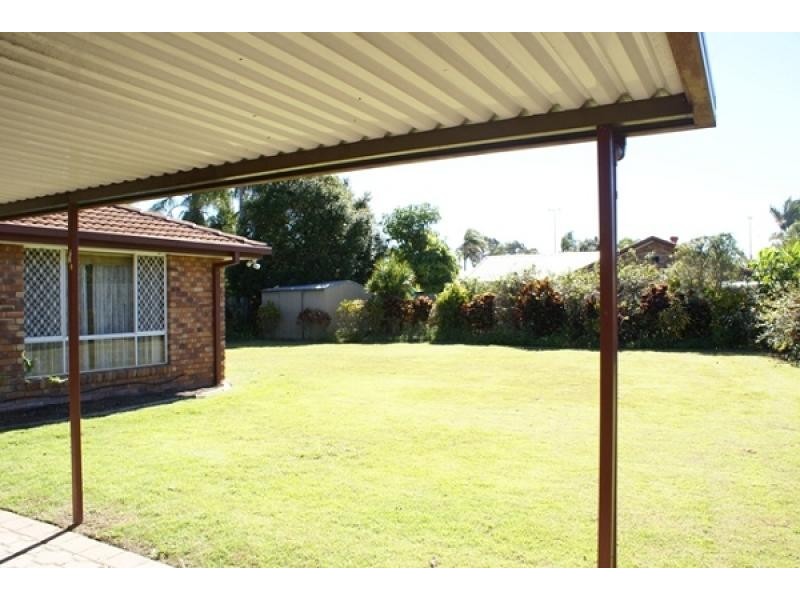 5 INVERAY AVENUE, Benowa QLD 4217