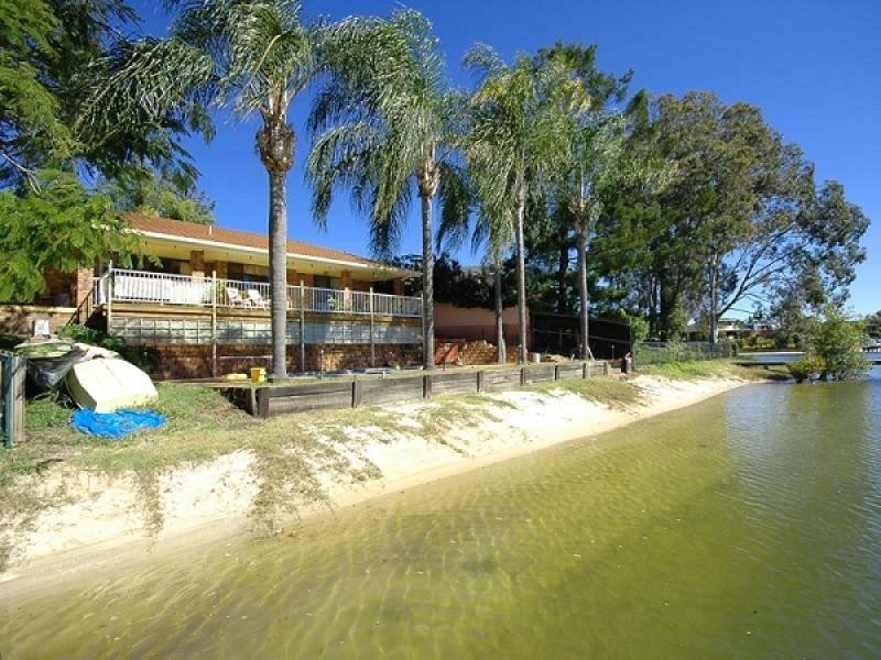 13 HUON STREET, Broadbeach Waters QLD 4218