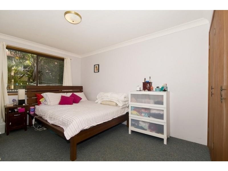 Unit 2/22 Peter Parade, Mermaid Waters QLD 4218