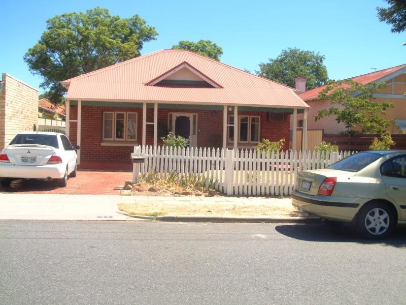 17 ARLINGTON AVENUE, South Perth WA 6151