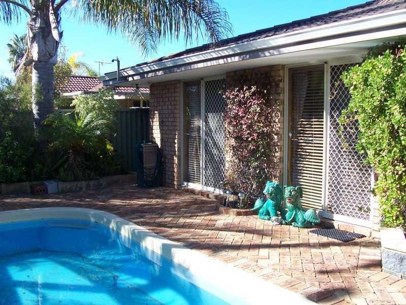 3 Ewart Grove, Midland WA 6056