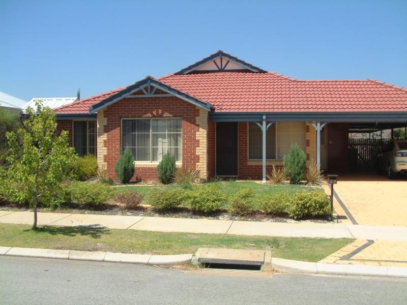 24 Delmage Circle, Ellenbrook WA 6069