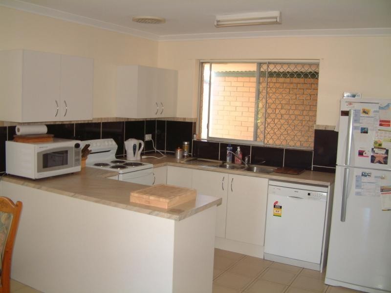 12 Lamont St, Midland WA 6056