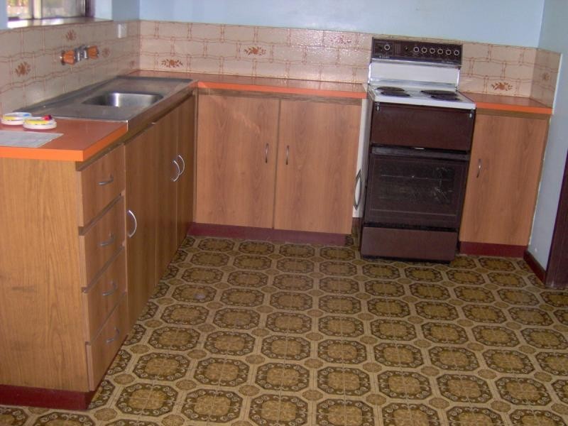 44 Moira Avenue, Forrestfield WA 6058