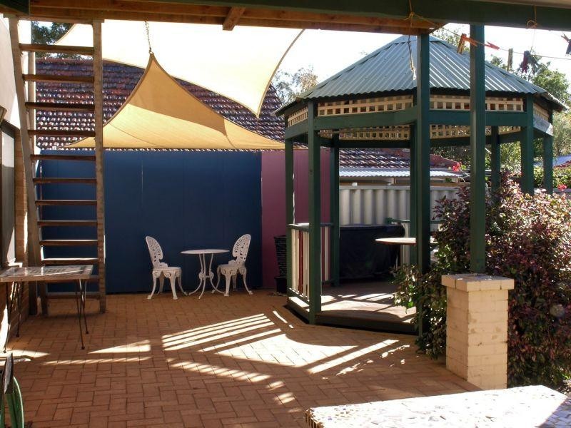 101 Salisbury Rd, Swan View WA 6056