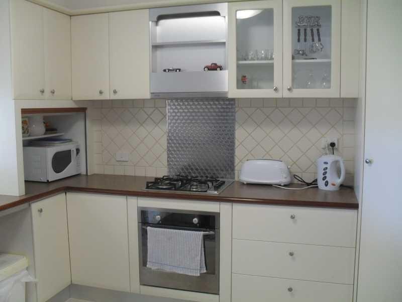 19 Ensign Dve, Swan View WA 6056