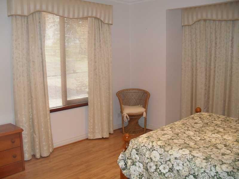 19 Ensign Dve, Swan View WA 6056