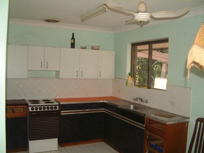 22 White St, Mount Helena WA 6082