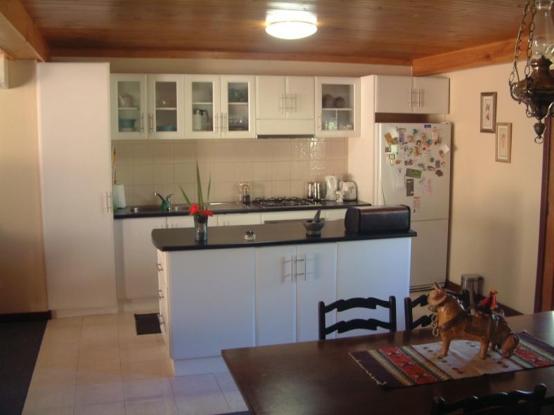 285 Vernon Ave, Mundaring WA 6073