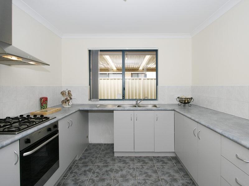 26 A Wellaton Street, Midvale WA 6056