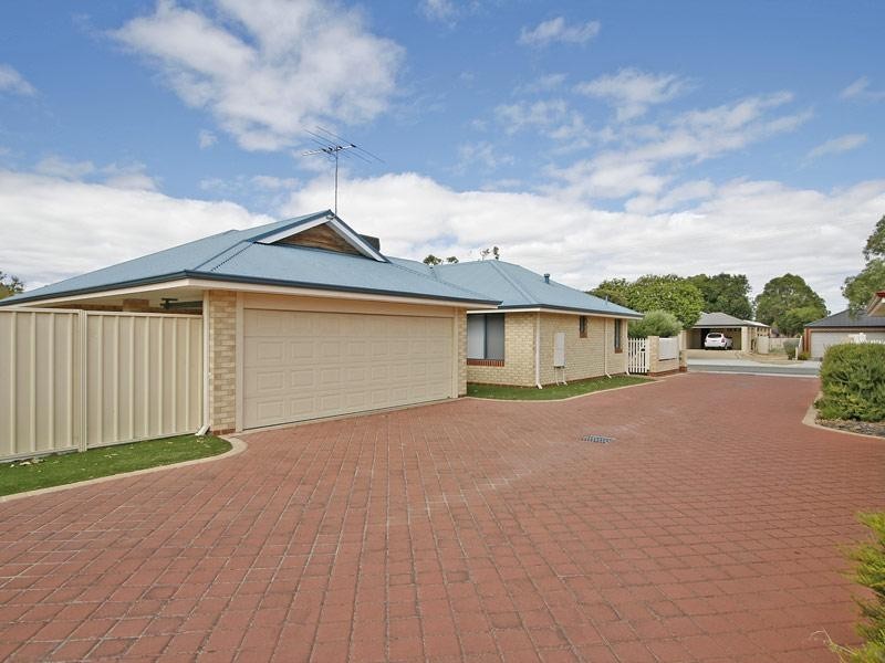 26 A Wellaton Street, Midvale WA 6056