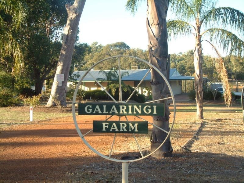 2 White Gum Glen, BEECHINA, Chidlow WA 6556