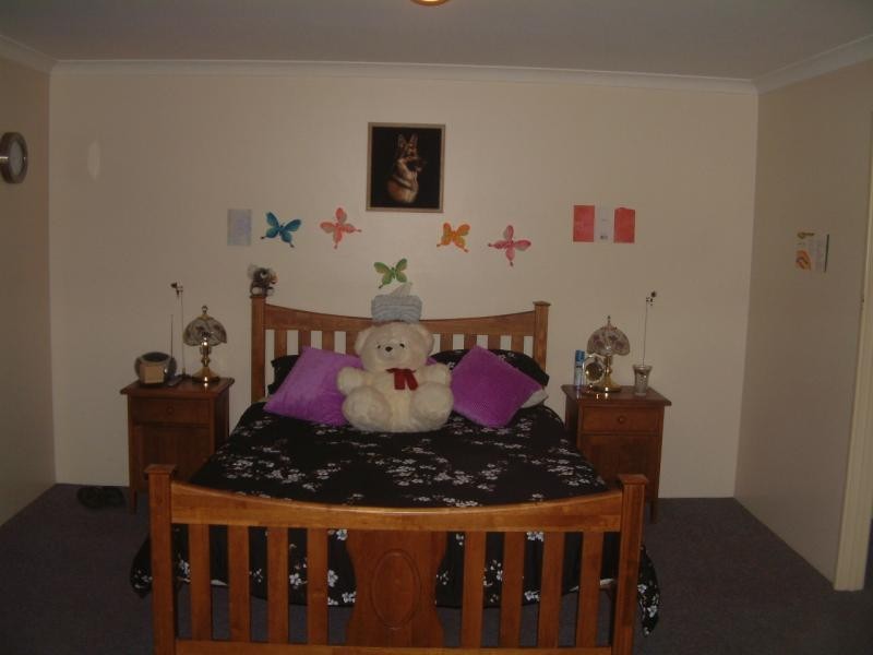 2 White Gum Glen, BEECHINA, Chidlow WA 6556