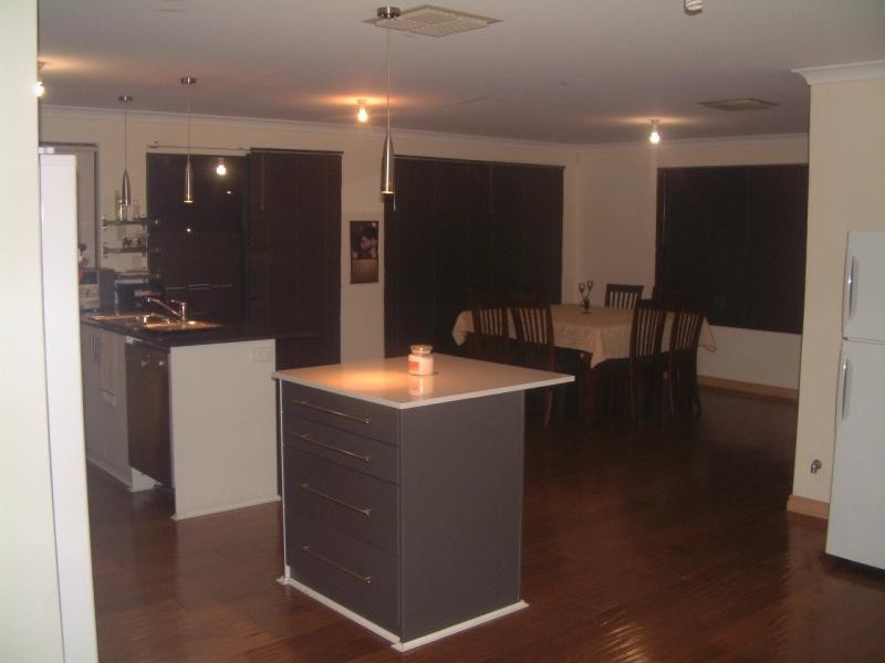 121 Dongara Cir, Jane Brook WA 6056