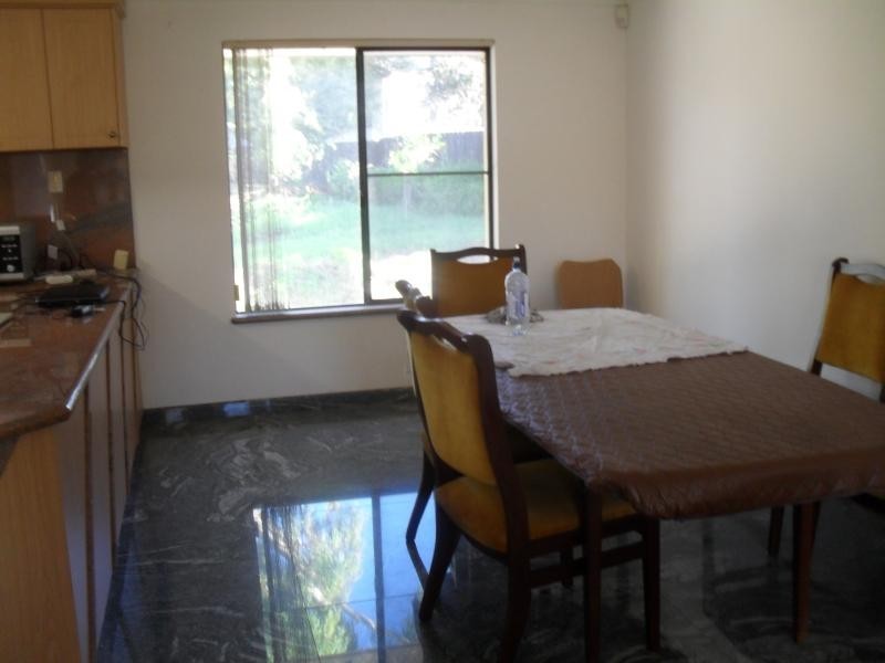 15 Kimbarlee Way, Lesmurdie WA 6076