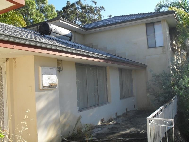 15 Kimbarlee Way, Lesmurdie WA 6076