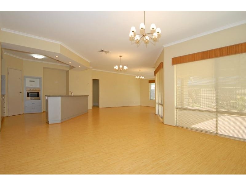 4 Pendalup Rd, Jane Brook WA 6056