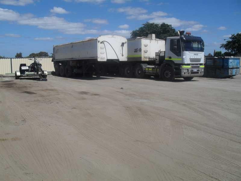 5 Nardine Cl, High Wycombe WA 6057