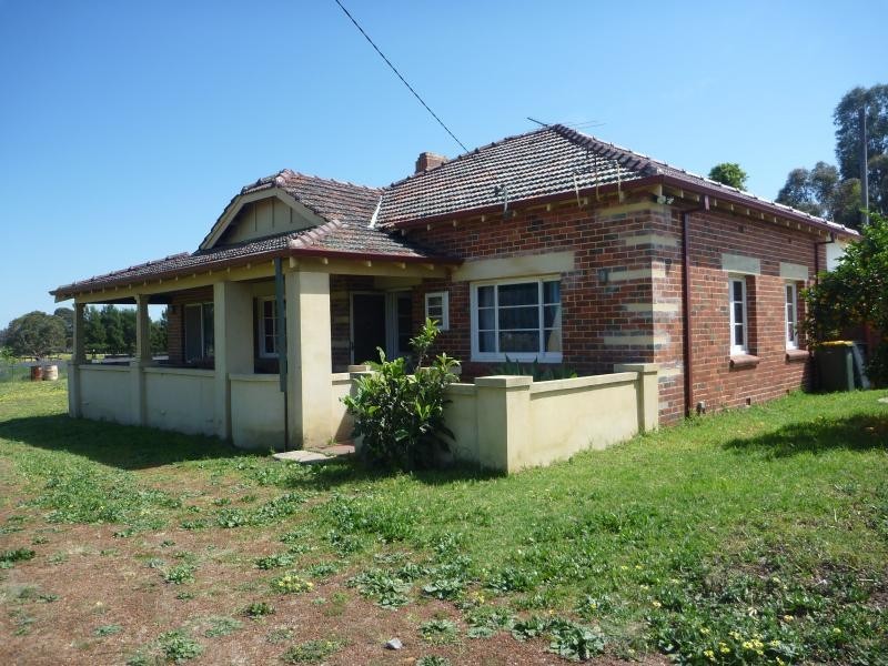 209 Haddrill Road, Baskerville WA 6056