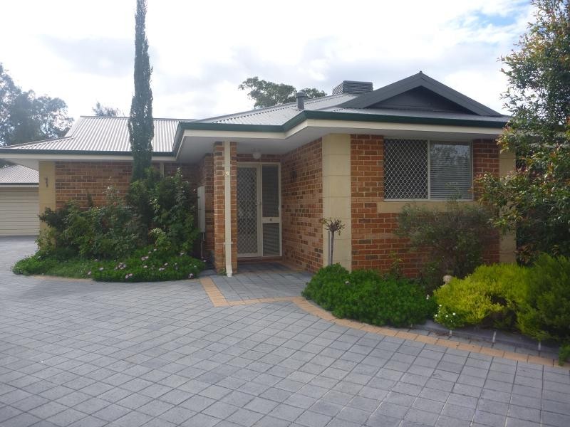 Unit 4/22 Gentle Circle, South Guildford WA 6055