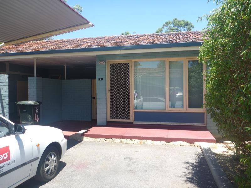 Unit 4/2 Millgate Road, Balga WA 6061