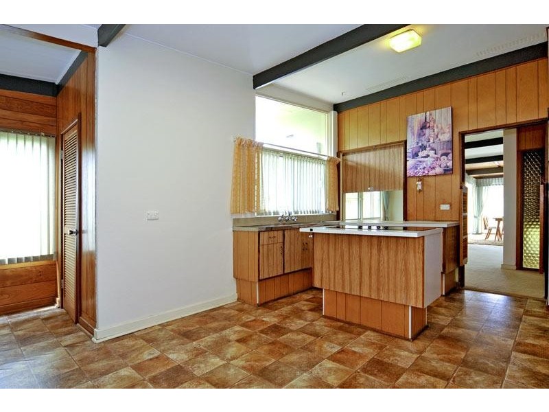 750 Viveash Rd, Swan View WA 6056