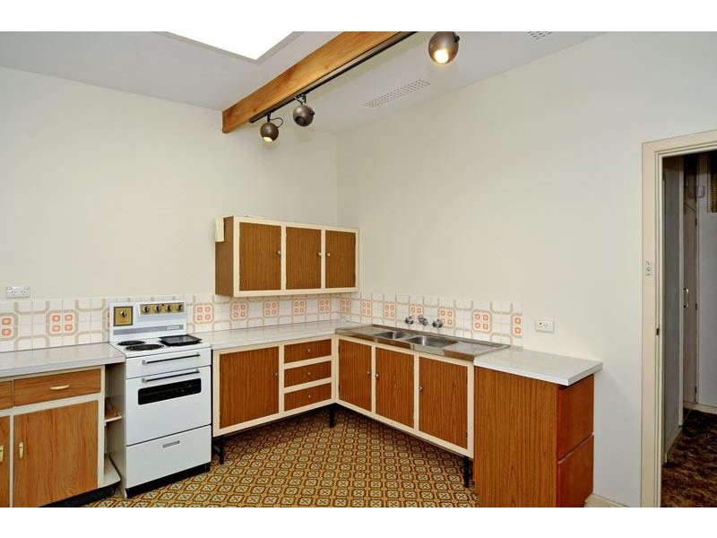 750 Viveash Rd, Swan View WA 6056