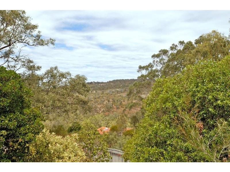 750 Viveash Rd, Swan View WA 6056