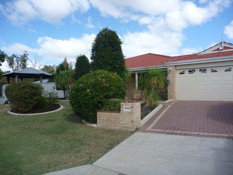 15 Nirimba Close, South Guildford WA 6055