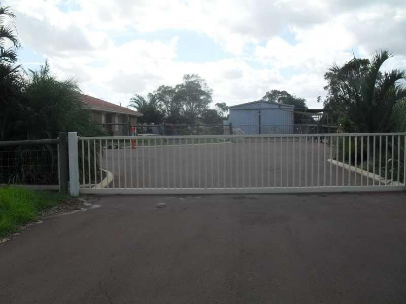 21 Albert Rd, Middle Swan WA 6056