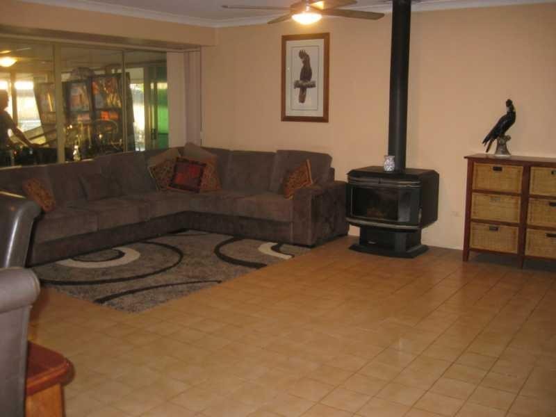 21 Albert Rd, Middle Swan WA 6056