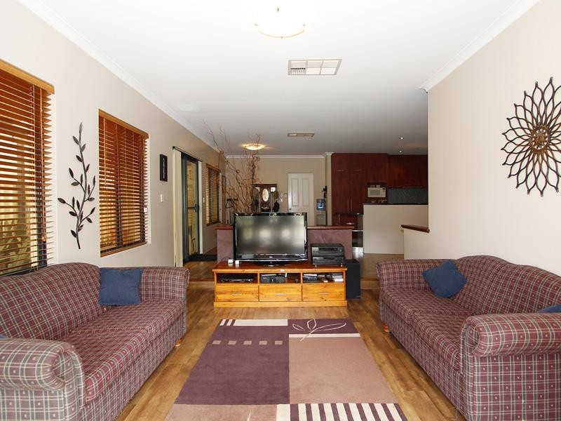 66 Silver Princess Way, Jane Brook WA 6056