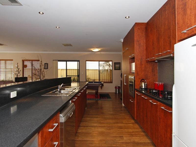 66 Silver Princess Way, Jane Brook WA 6056